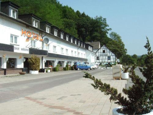 Hotel Alte Poststation Overath Bagian luar foto